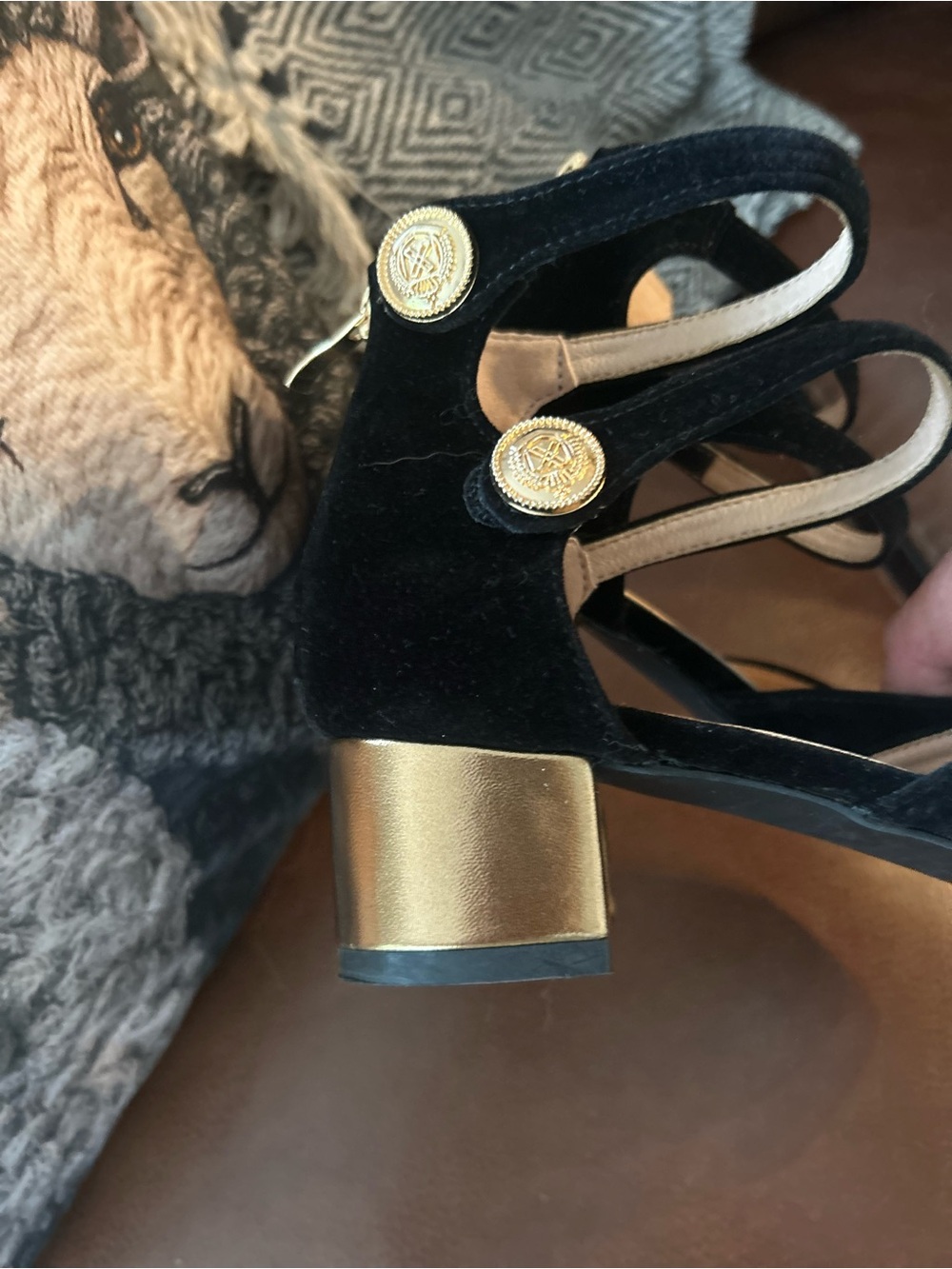 Block heel pumps - Picture 11 of 11